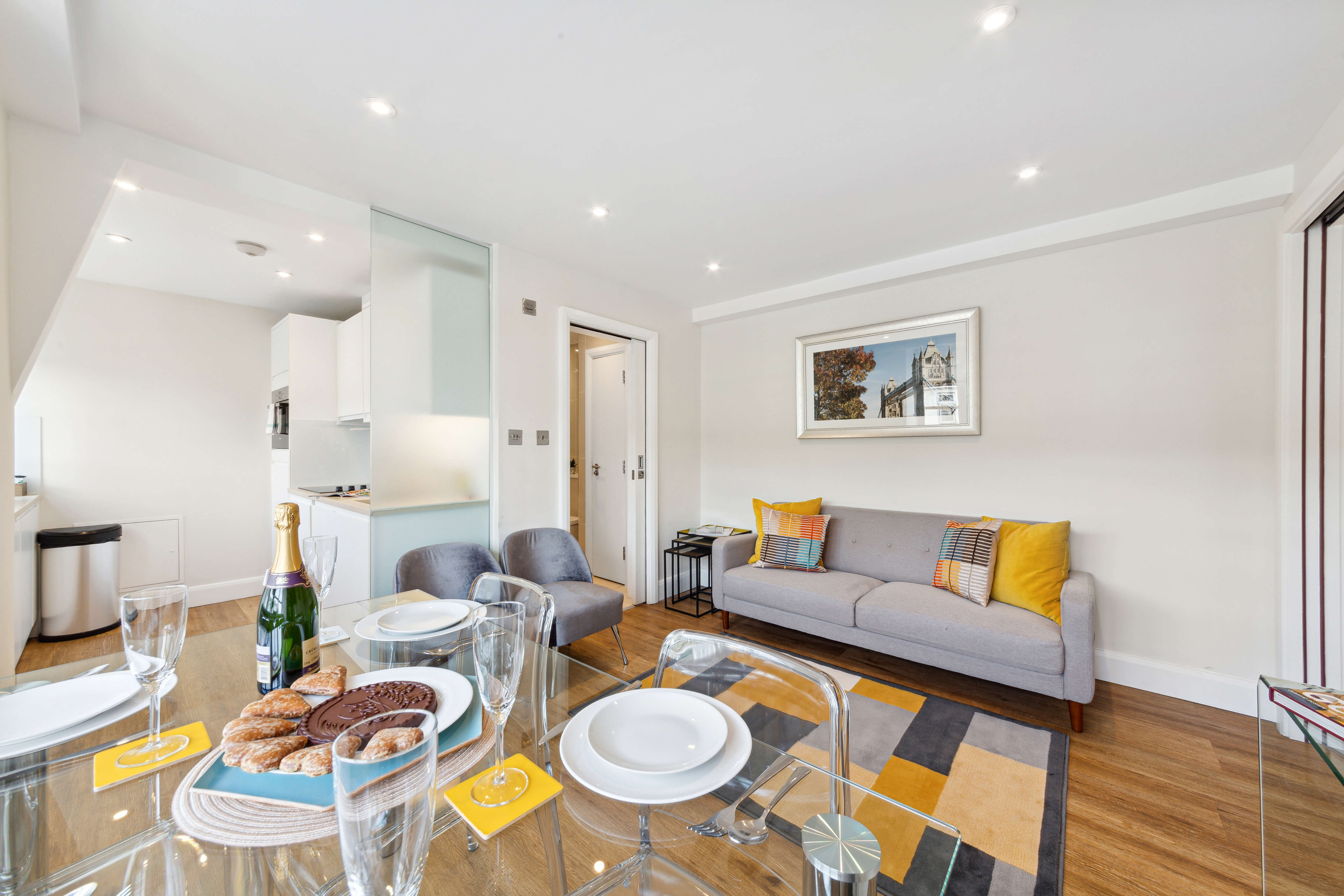 Two Bedroom Apartment 930 - Sleeps 4