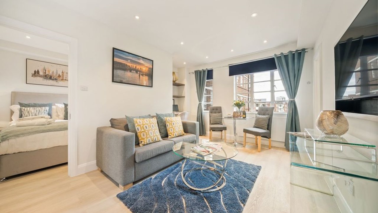 One Bedroom Apartment 512 - Sleeps 3 - Nell Gwynn Chelsea Accommodation