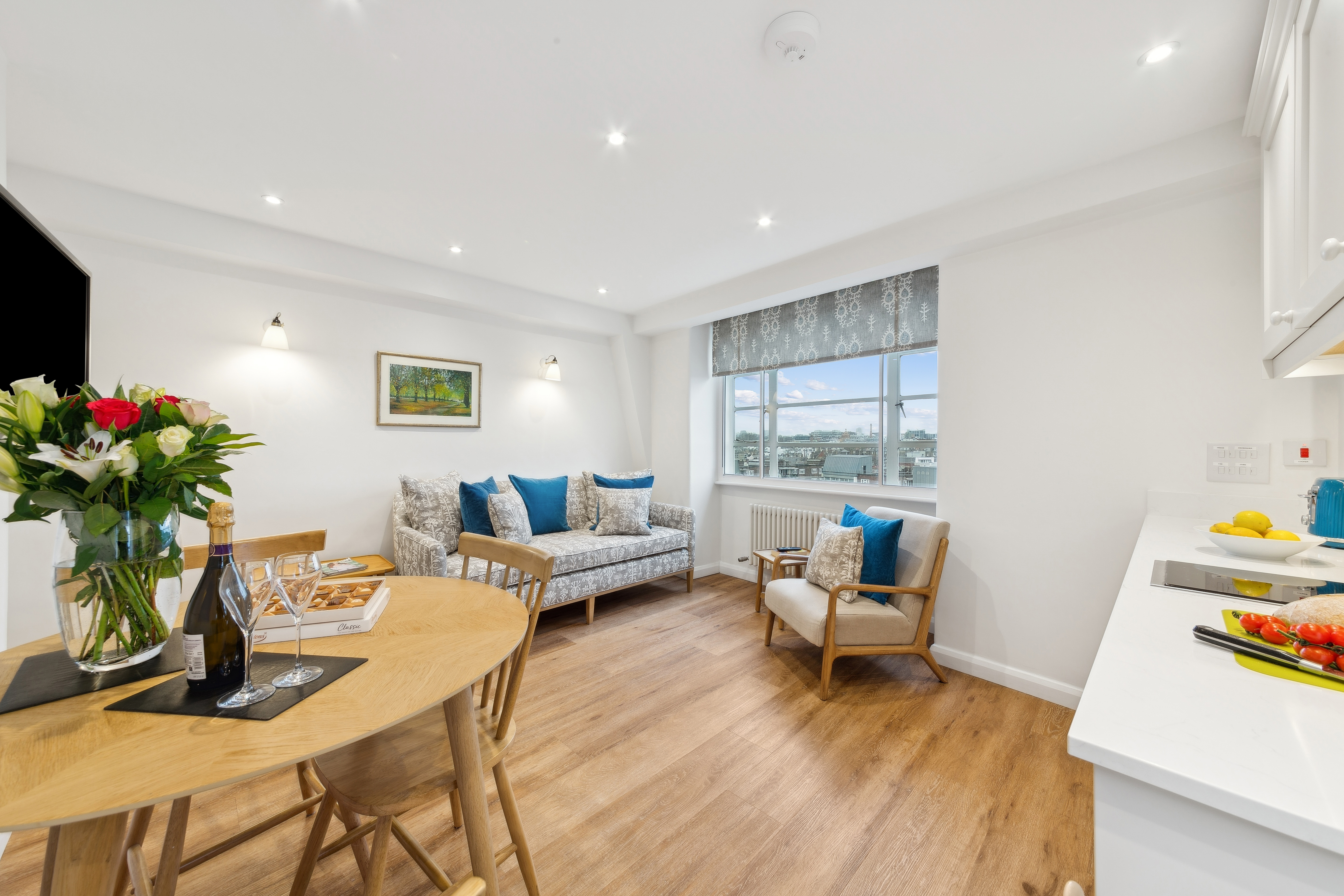 One Bedroom Apartment 803 - Sleeps 2