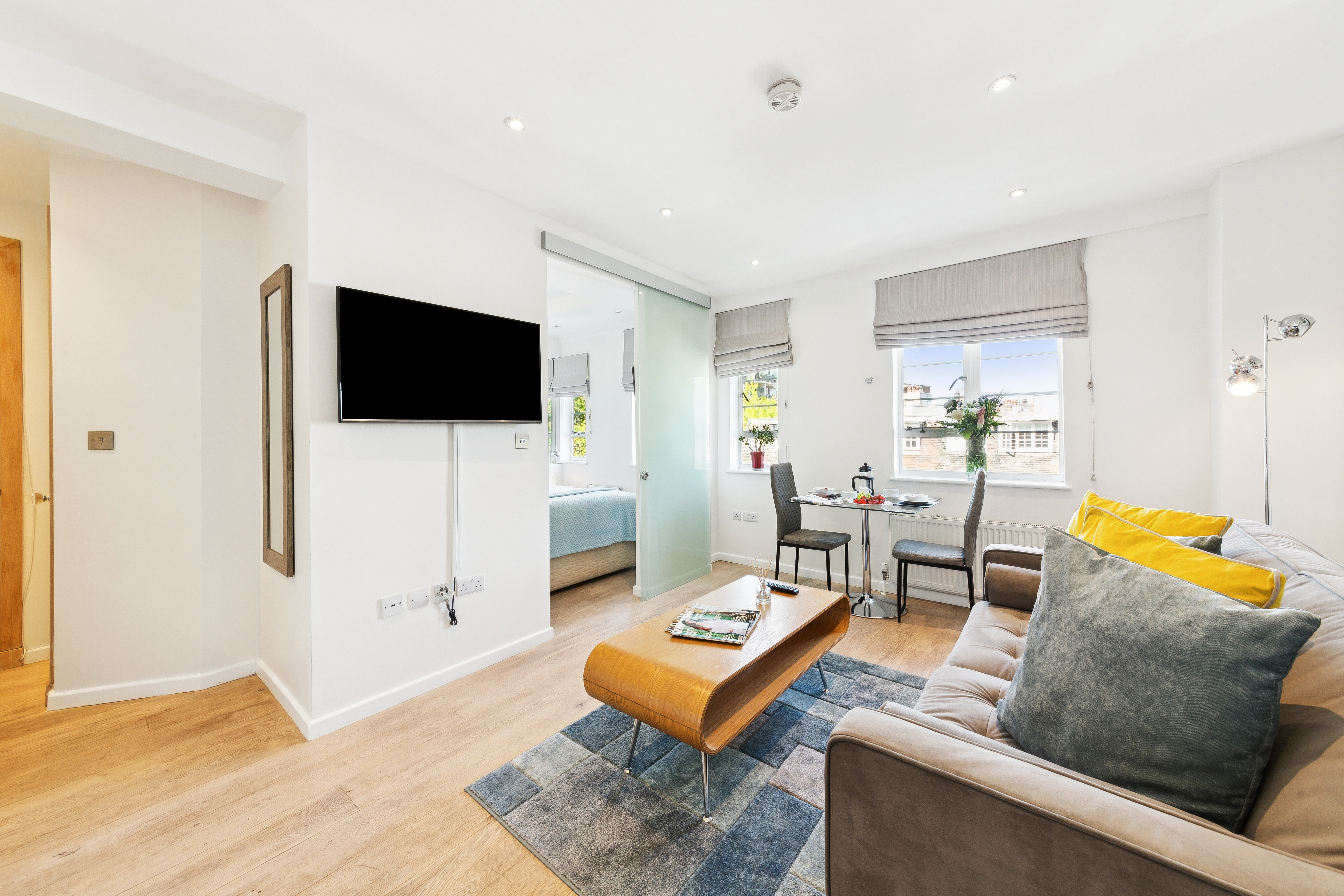 One Bedroom Apartment 221 -  Sleeps 4