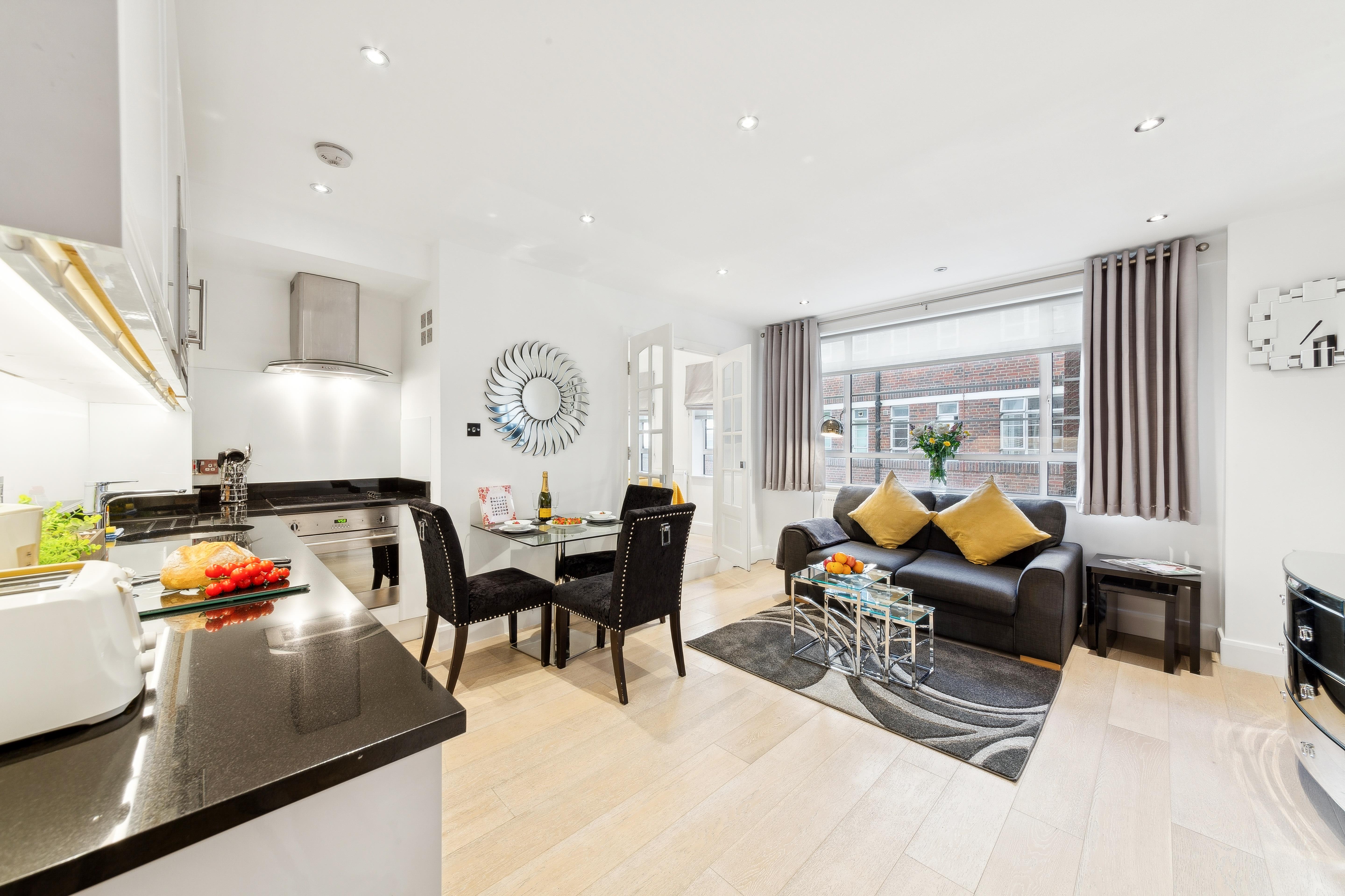 One Bedroom Apartment 640 - Sleeps 2