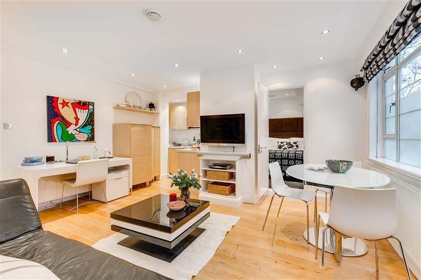 One Bedroom Apartment 029 - Sleeps 4