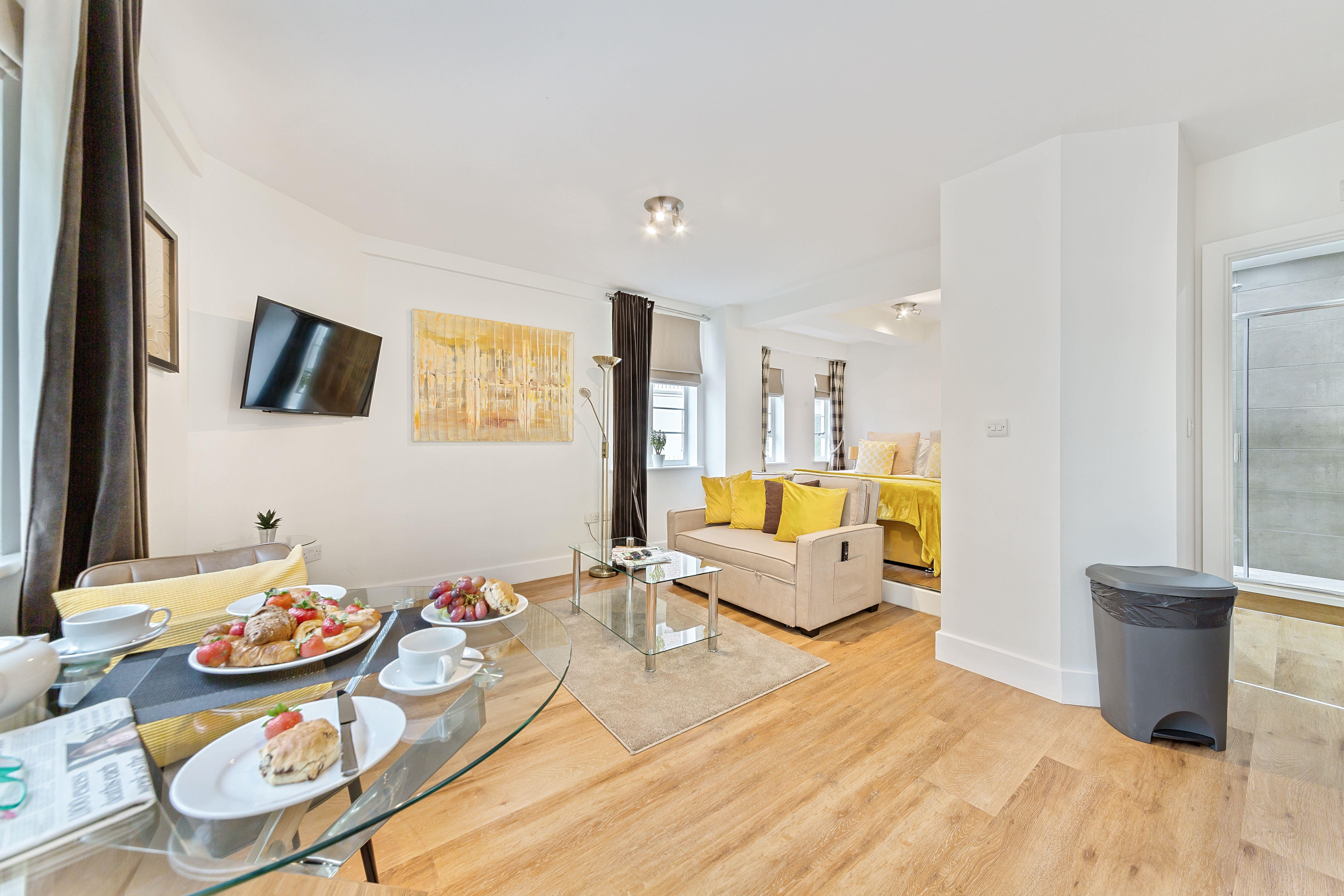 Studio Apartment 103 - sleeps 3