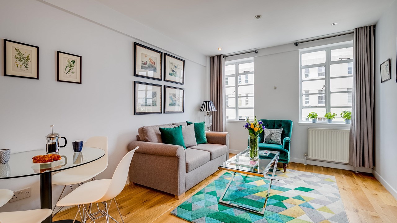 One Bedroom Apartment 615 - Sleeps 4 - Nell Gwynn Chelsea Accommodation