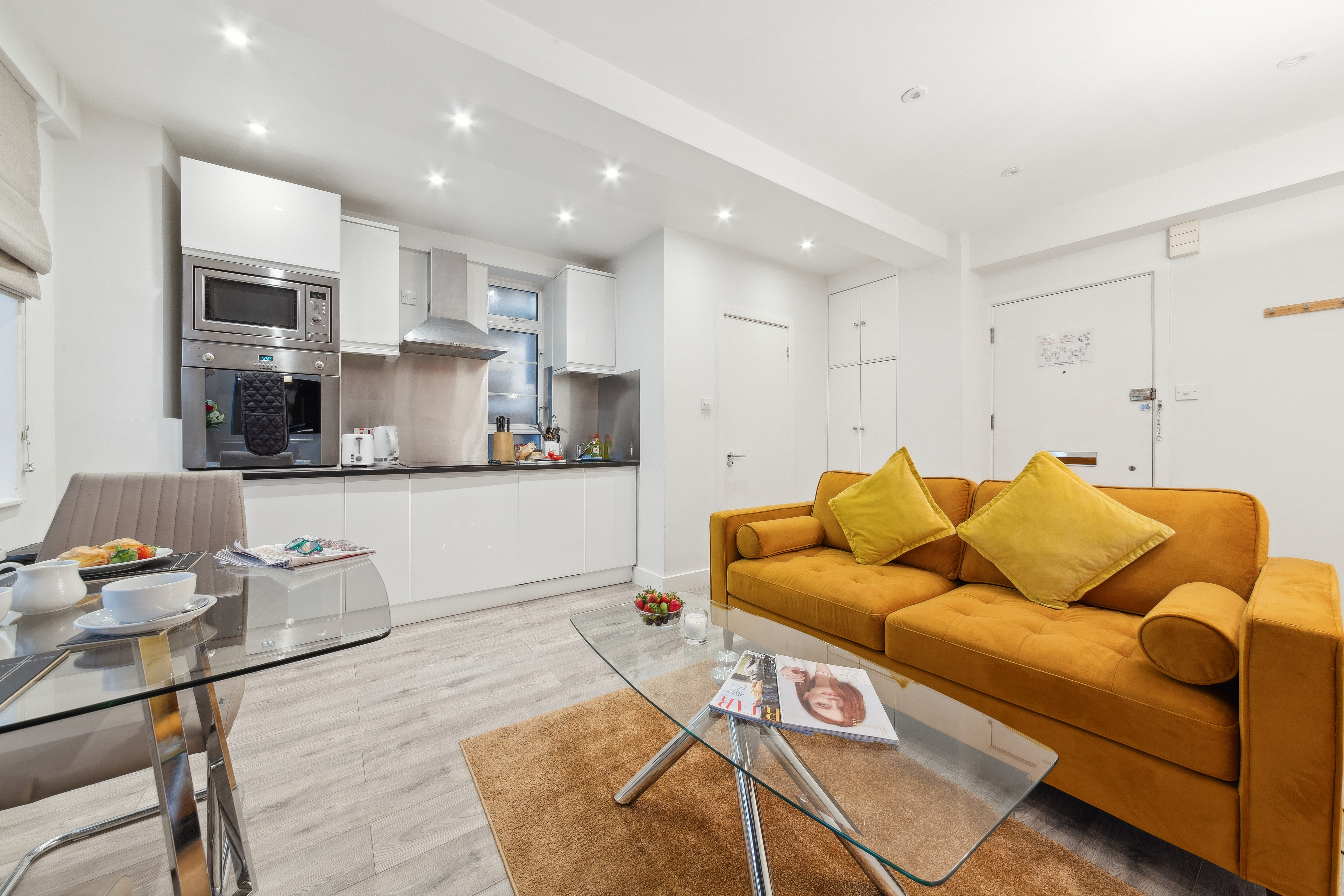 Apartment 212, Nell Gwynn House 4 (2)