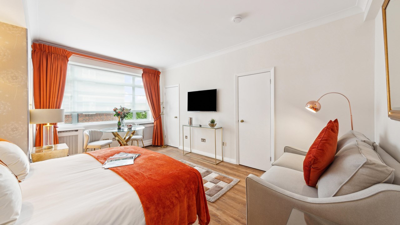 Studio Apartment 520 - sleeps 2 - Nell Gwynn Chelsea Accommodation