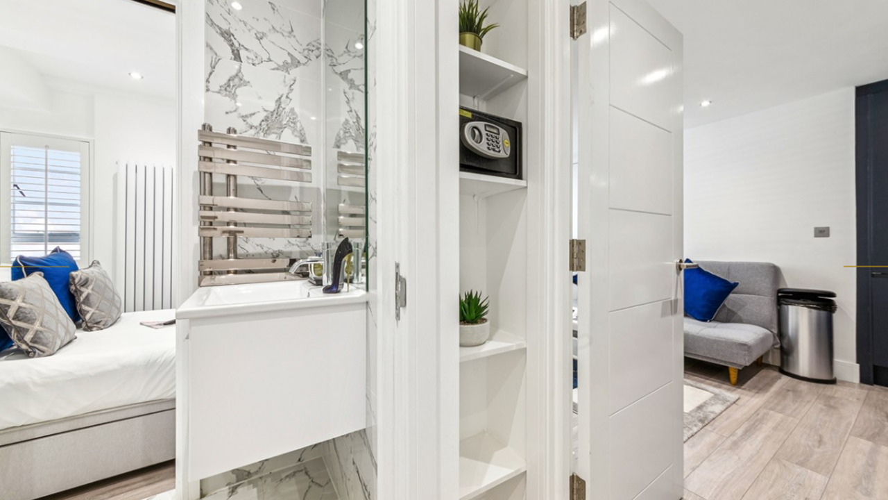 One Bedroom Apartment 244 - Sleeps 2 - Nell Gwynn Chelsea Accommodation