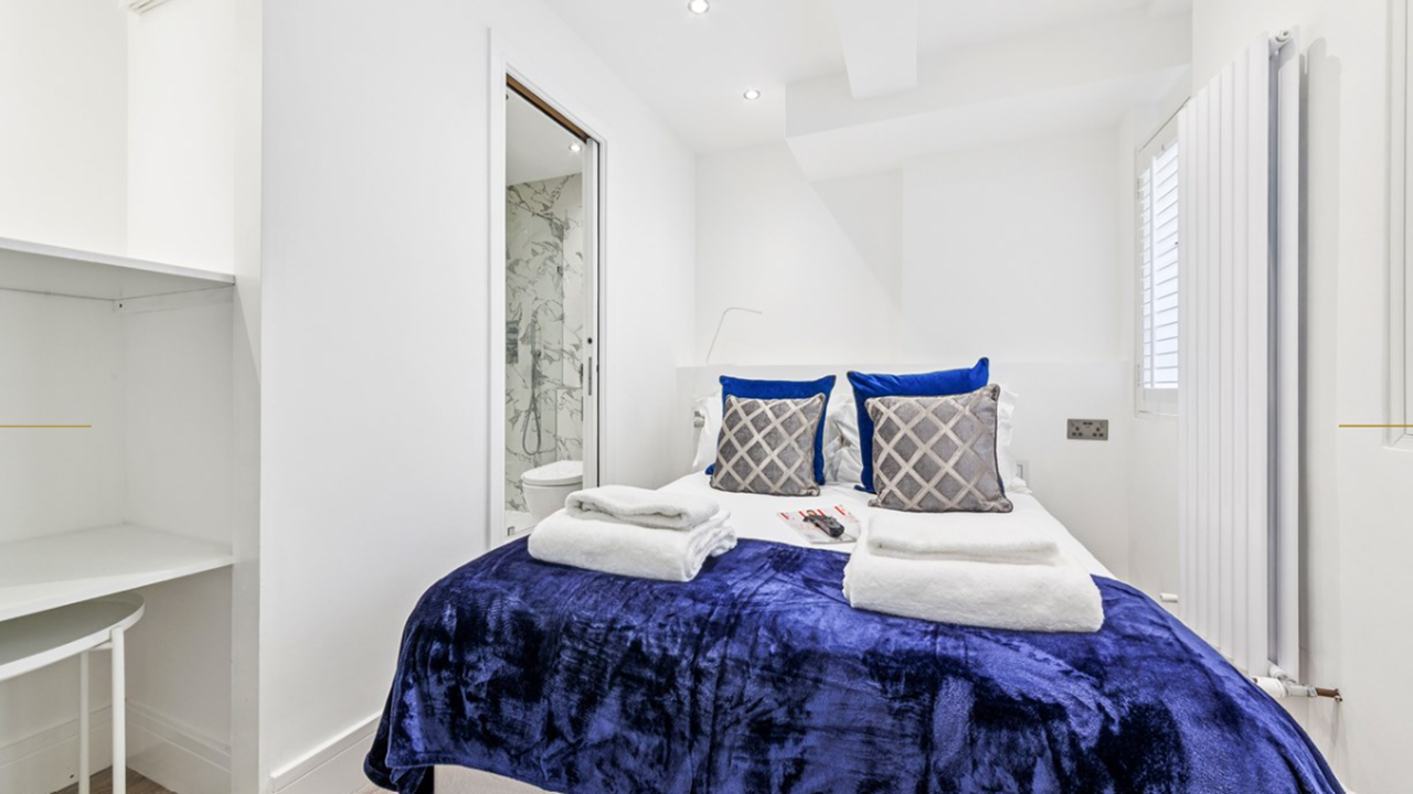 One Bedroom Apartment 244 - Sleeps 2 - Nell Gwynn Chelsea Accommodation